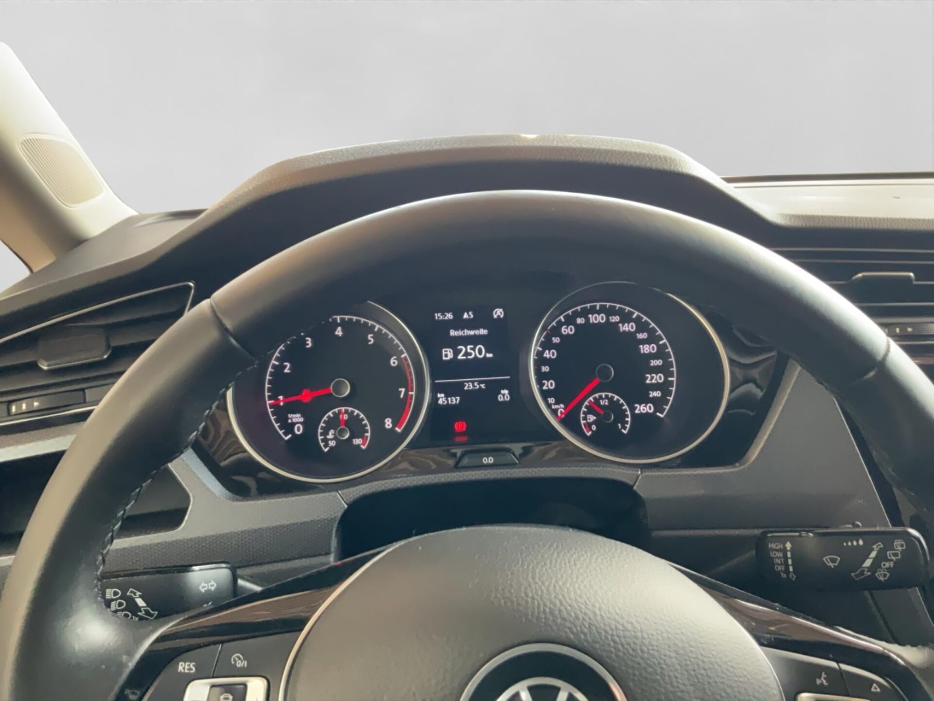 Volkswagen Touran Active