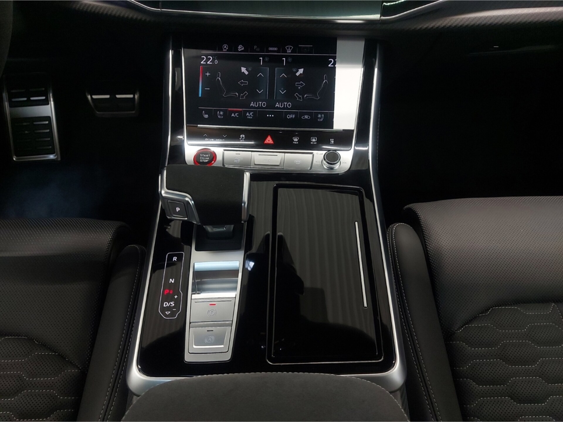 Audi RS Q8 SUV performance