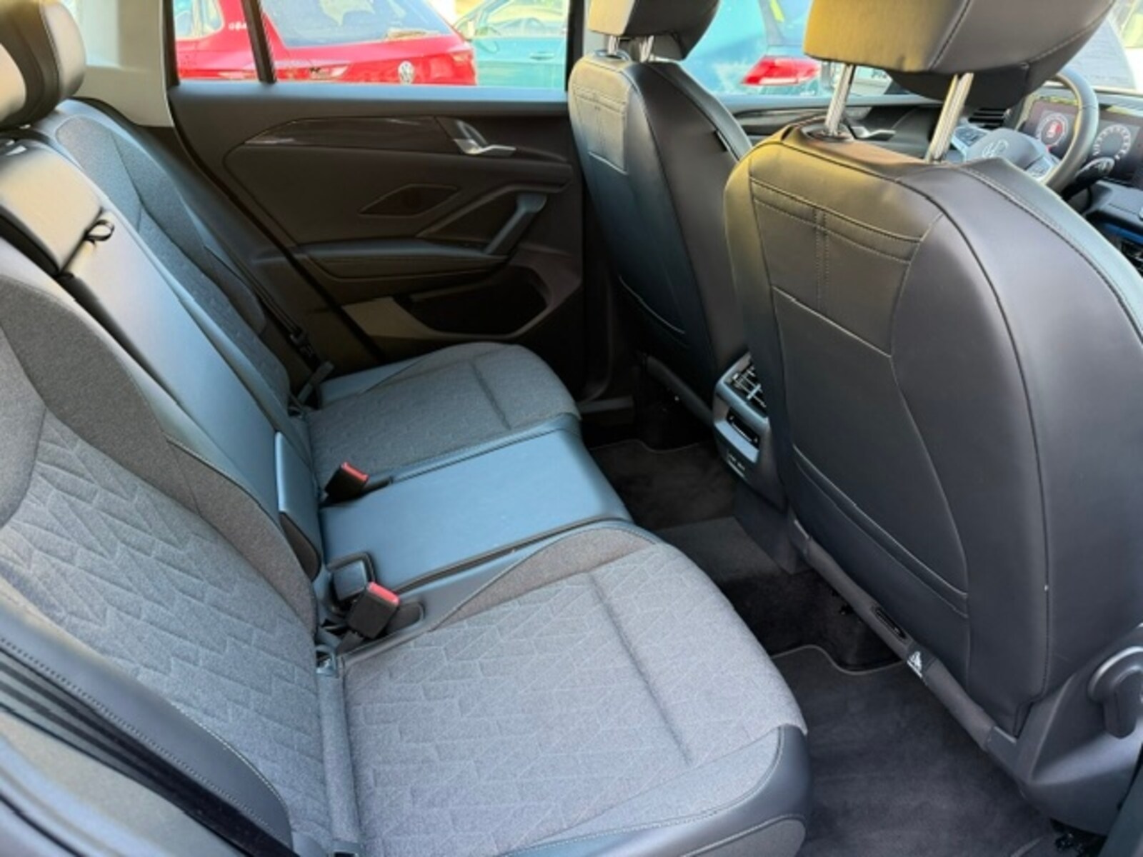 Volkswagen Tiguan – Bild 12