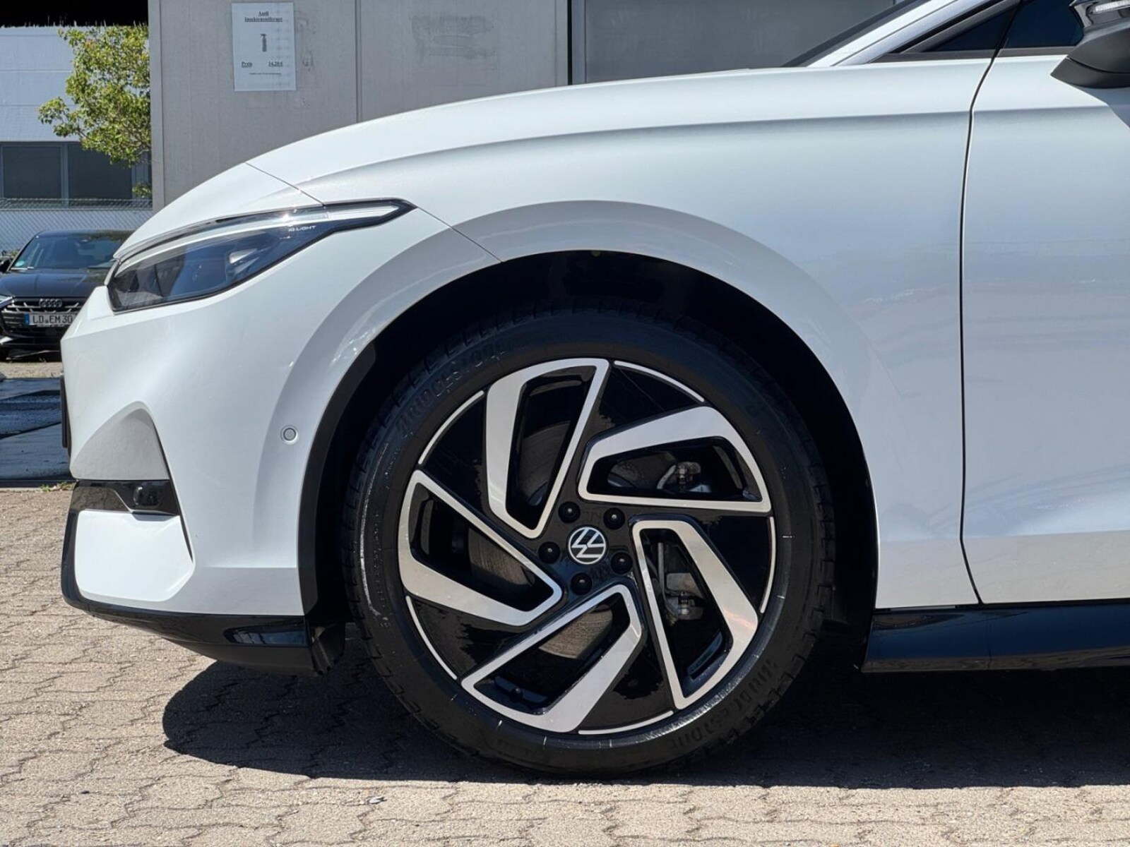 Volkswagen ID.7 Tourer – Bild 8