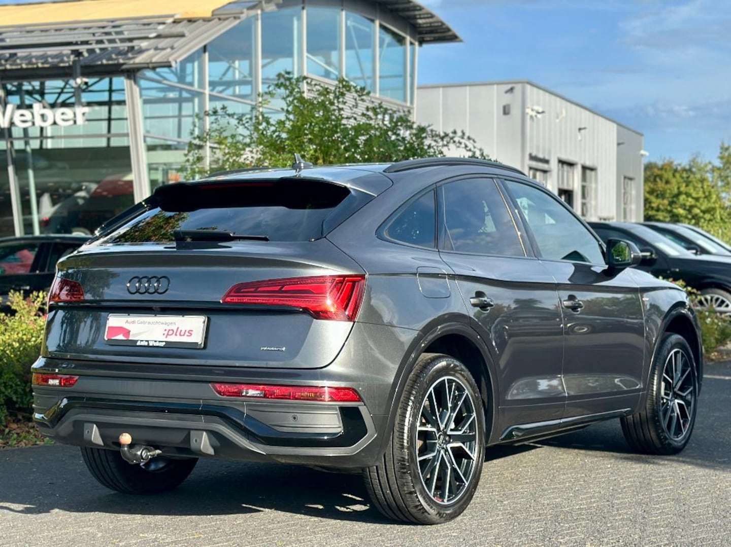 Bild über Audi Q5 Sportback TFSI e S line business 50 TFSI e quattro S tronic - für weitere Informationen kontaktieren Sie den Audi Partner