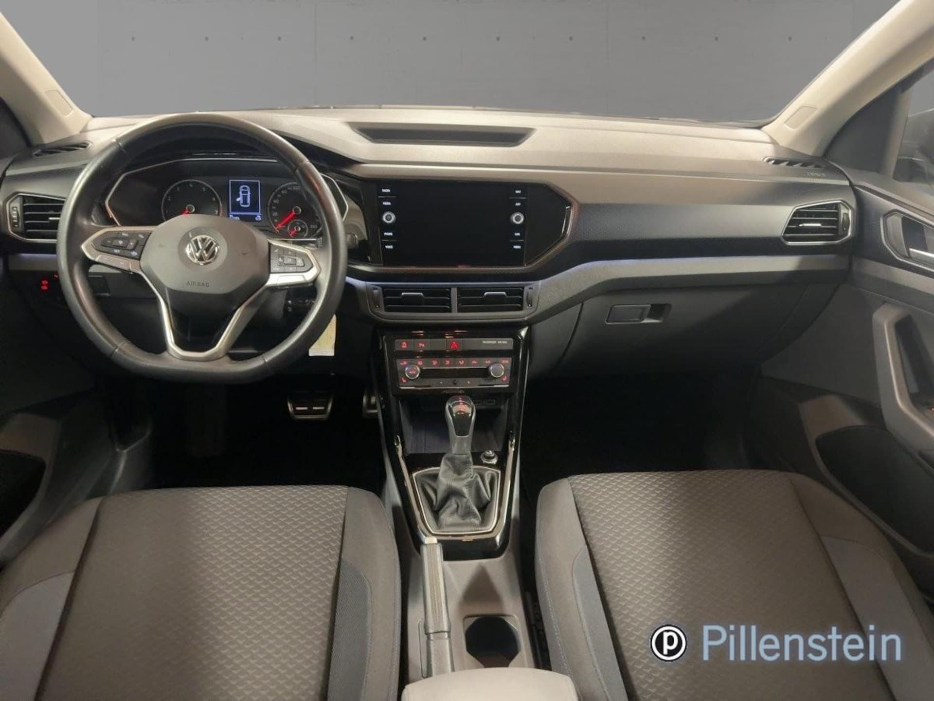Volkswagen T-Cross United
