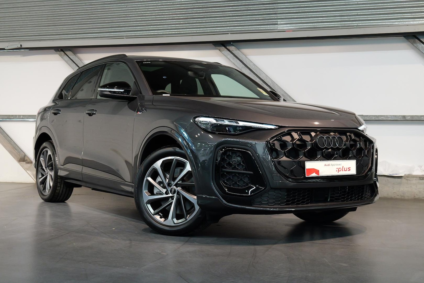 Image about Audi Q5 SUV TDI quattro 150 kW sport