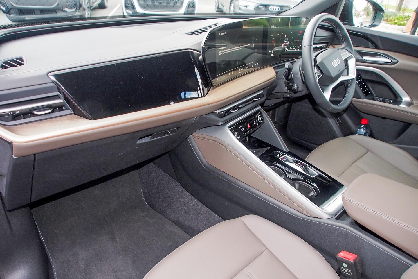 Image about Audi Q5 SUV TDI quattro 150 kW