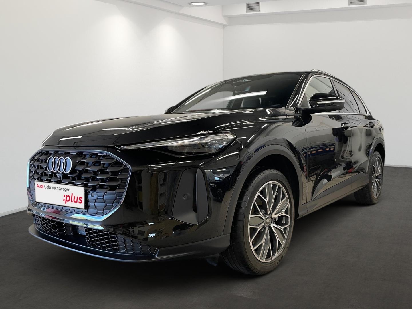 Bild über Audi Q5 SUV TFSI 150 kW S tronic - für weitere Informationen kontaktieren Sie den Audi Partner