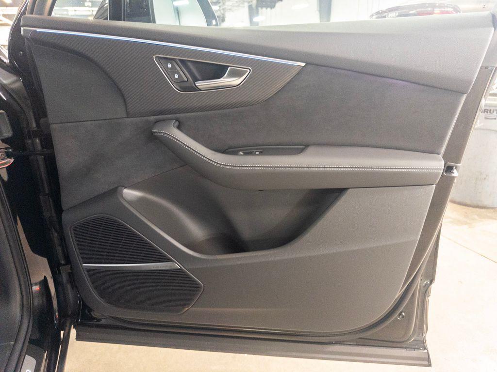 2026 Audi SQ7 Premium Plus - Photo 25
