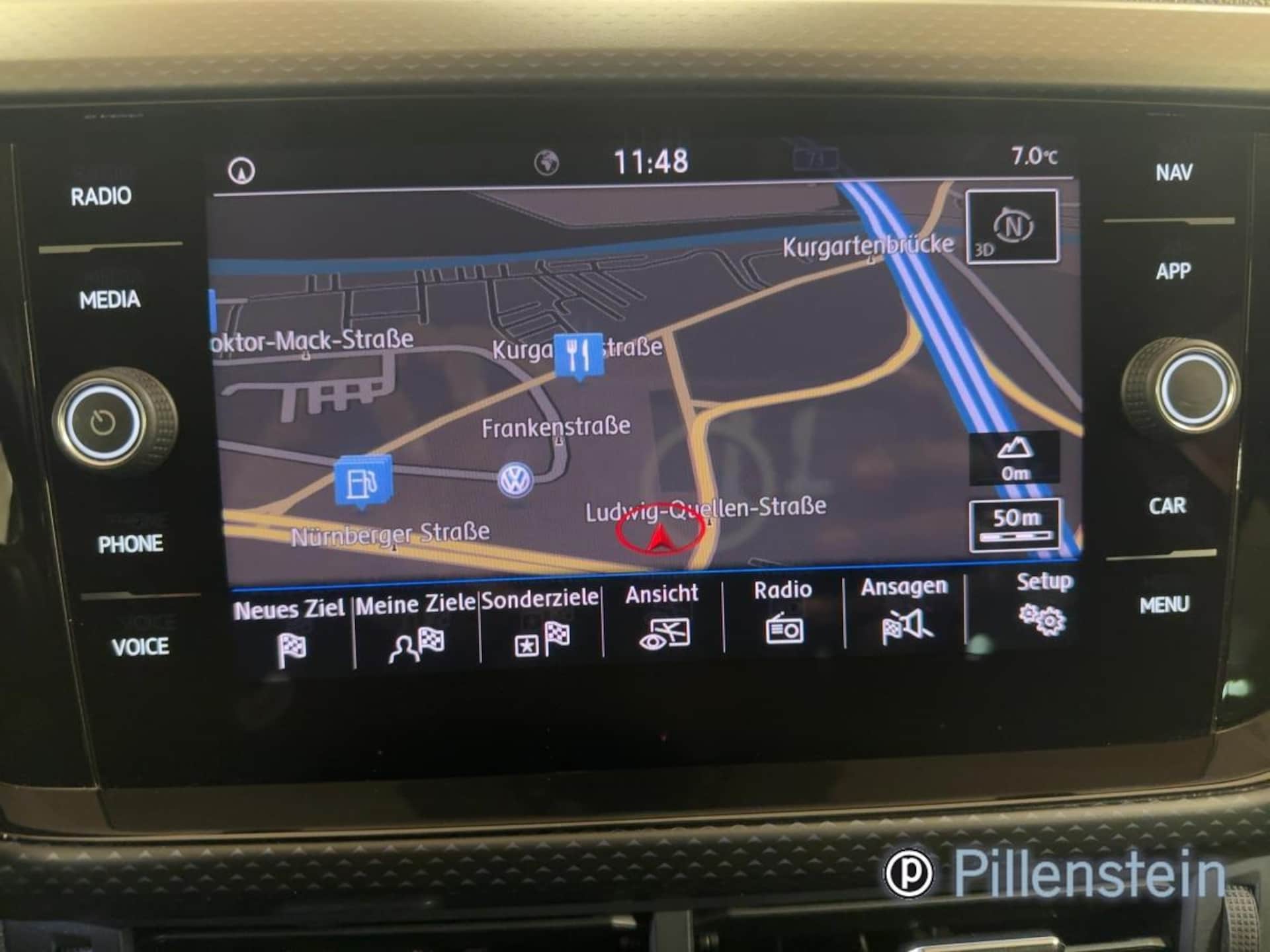 Volkswagen T-Cross United