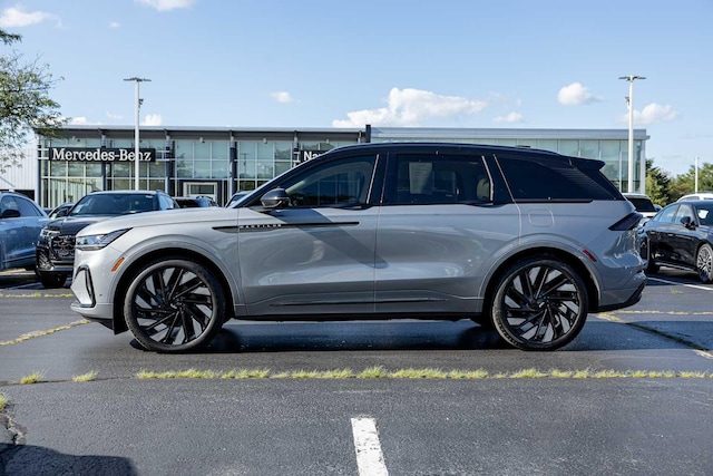 2024 Lincoln Nautilus
