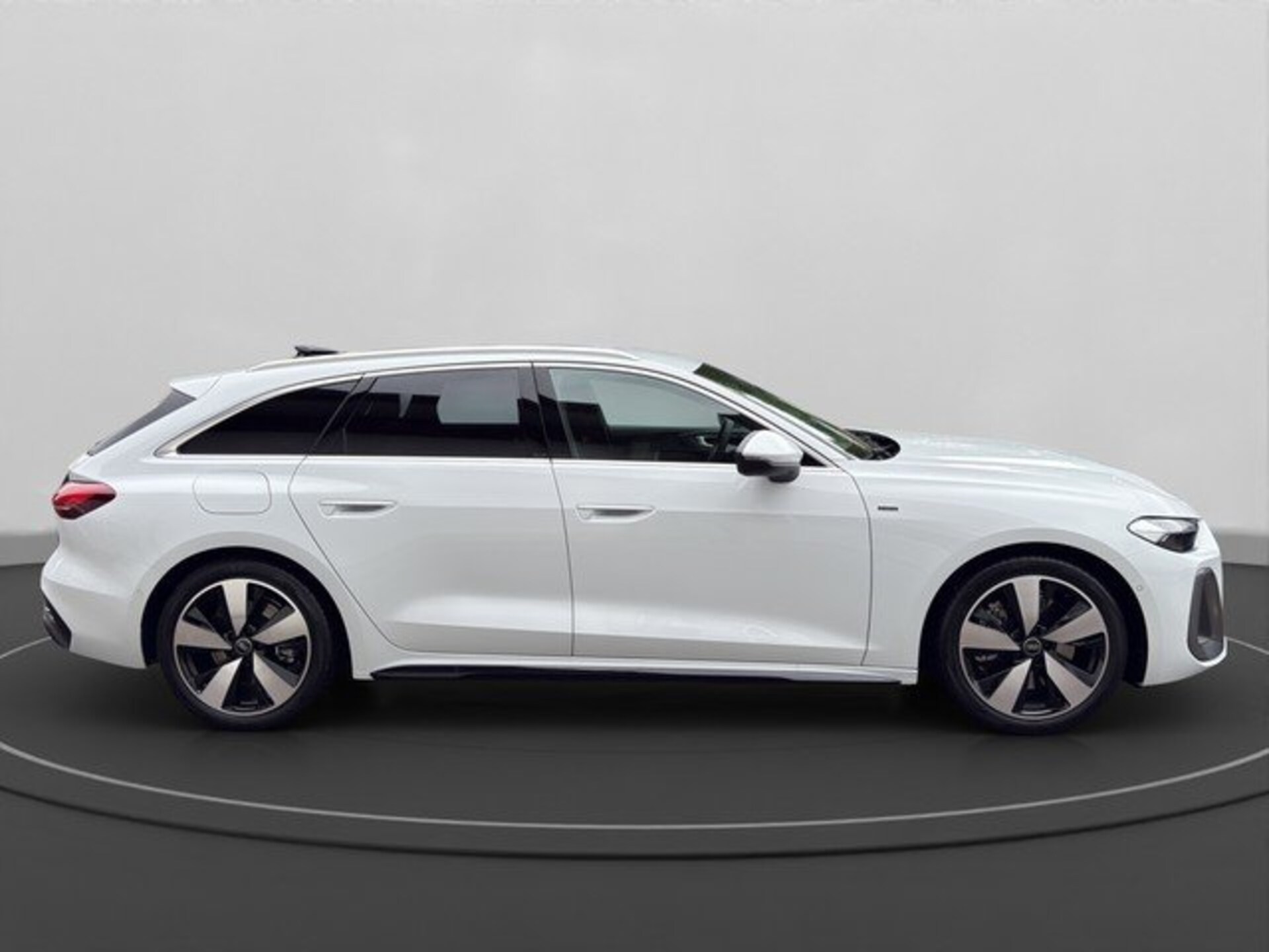 Audi A5 Avant e-hybrid