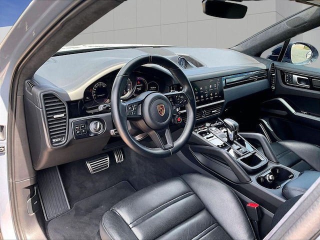 2023 Porsche Cayenne Coupé