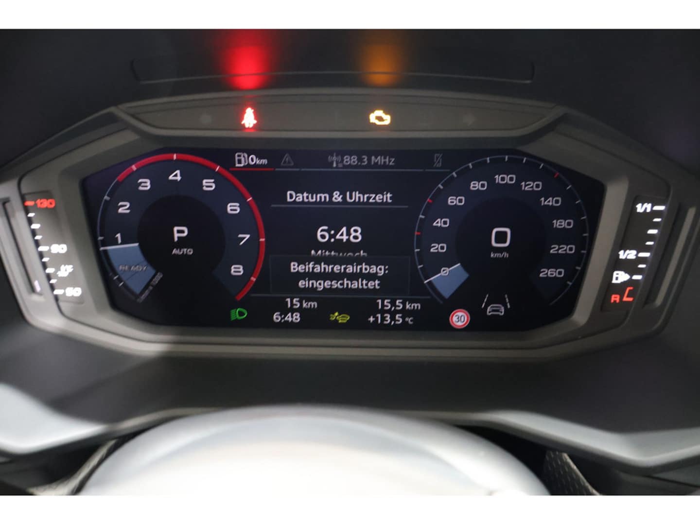 Bild über Audi A1 Sportback S line 35 TFSI S tronic - für weitere Informationen kontaktieren Sie den Audi Partner