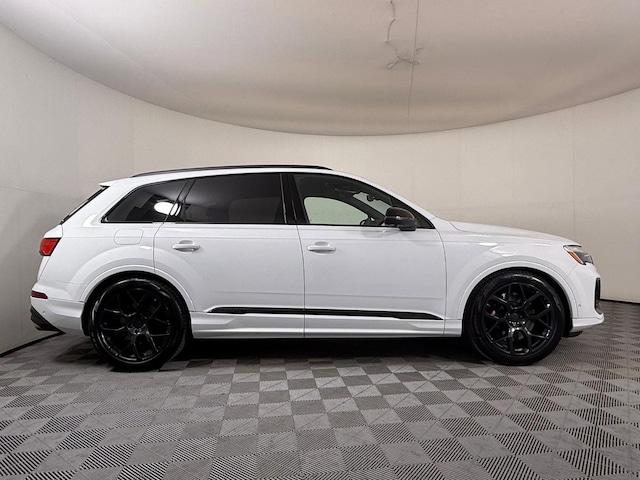 2026 Audi SQ7 Premium Plus - Photo 8