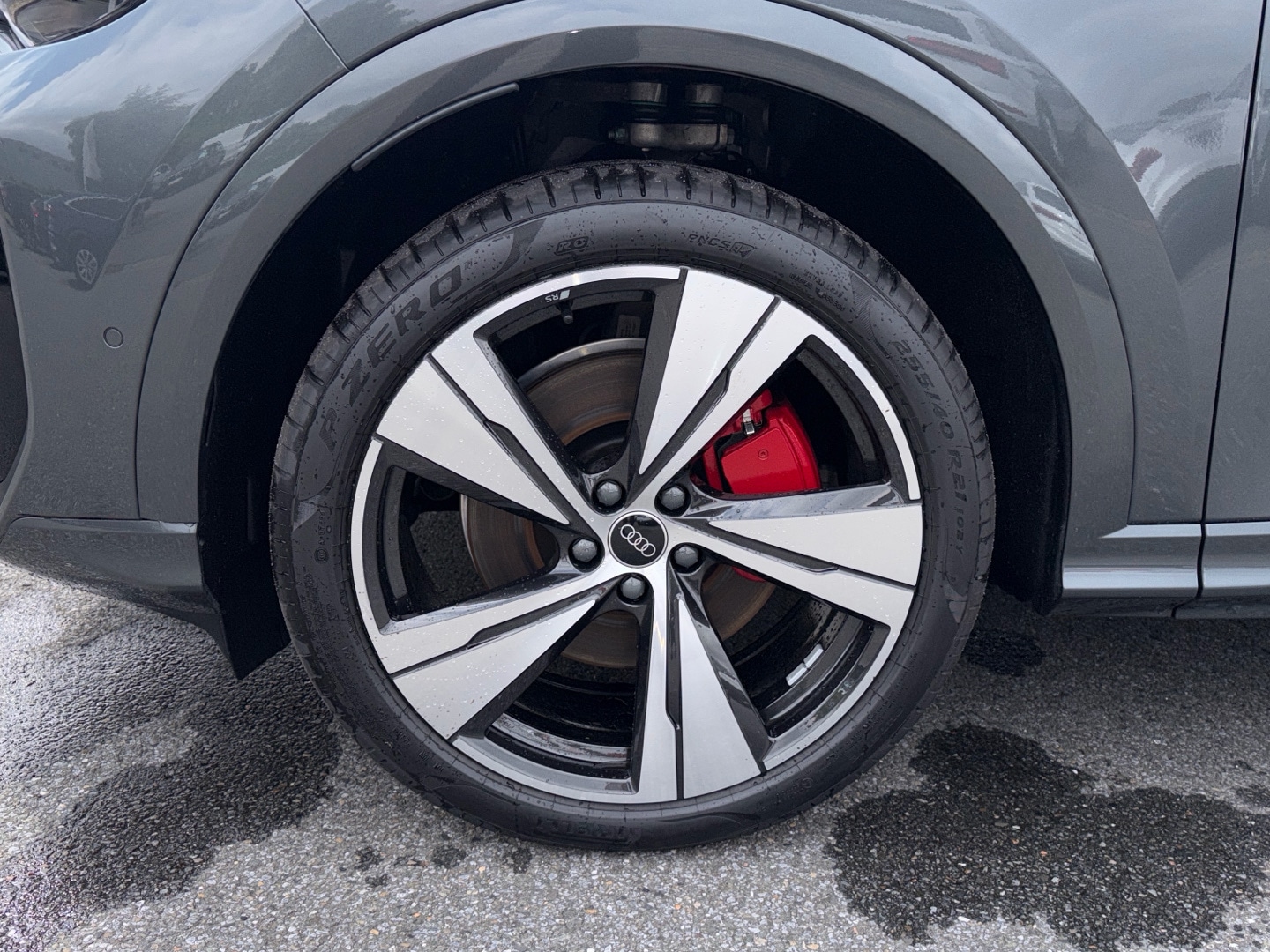 Bild über Audi Q5 Sportback TDI quattro 150 kW S tronic - für weitere Informationen kontaktieren Sie den Audi Partner