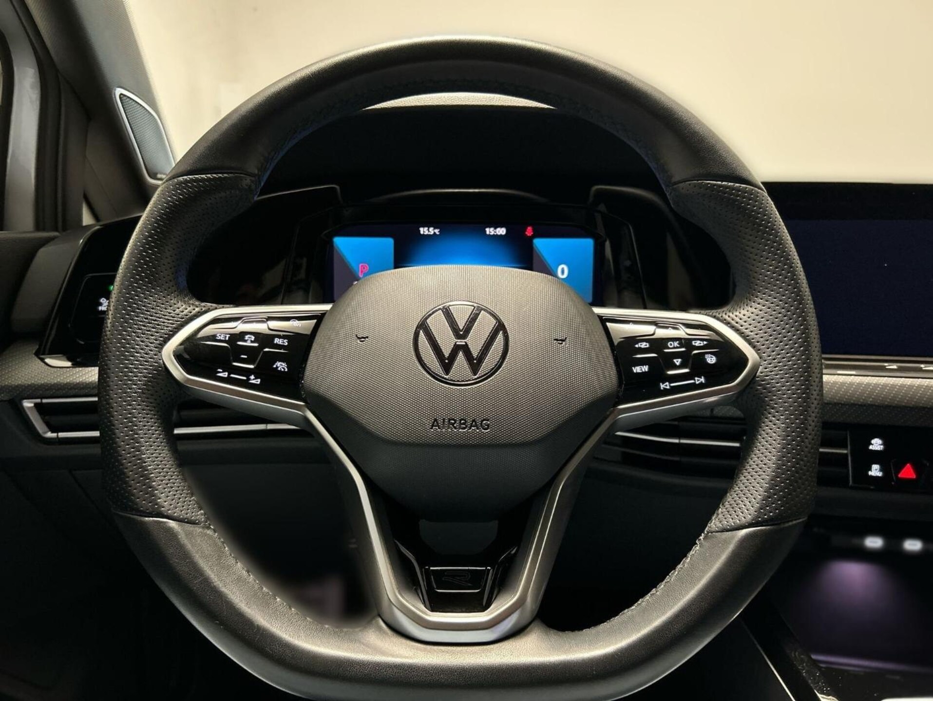 Volkswagen Golf Variant R-Line