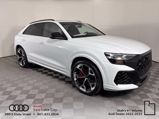 Photo of 2026 Audi RS Q8 SUV performance