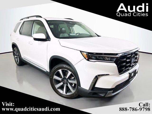 2025 Honda Pilot Elite AWD's photo