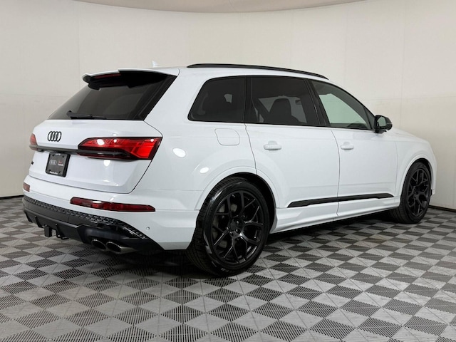 2026 Audi SQ7 Premium Plus - Photo 9