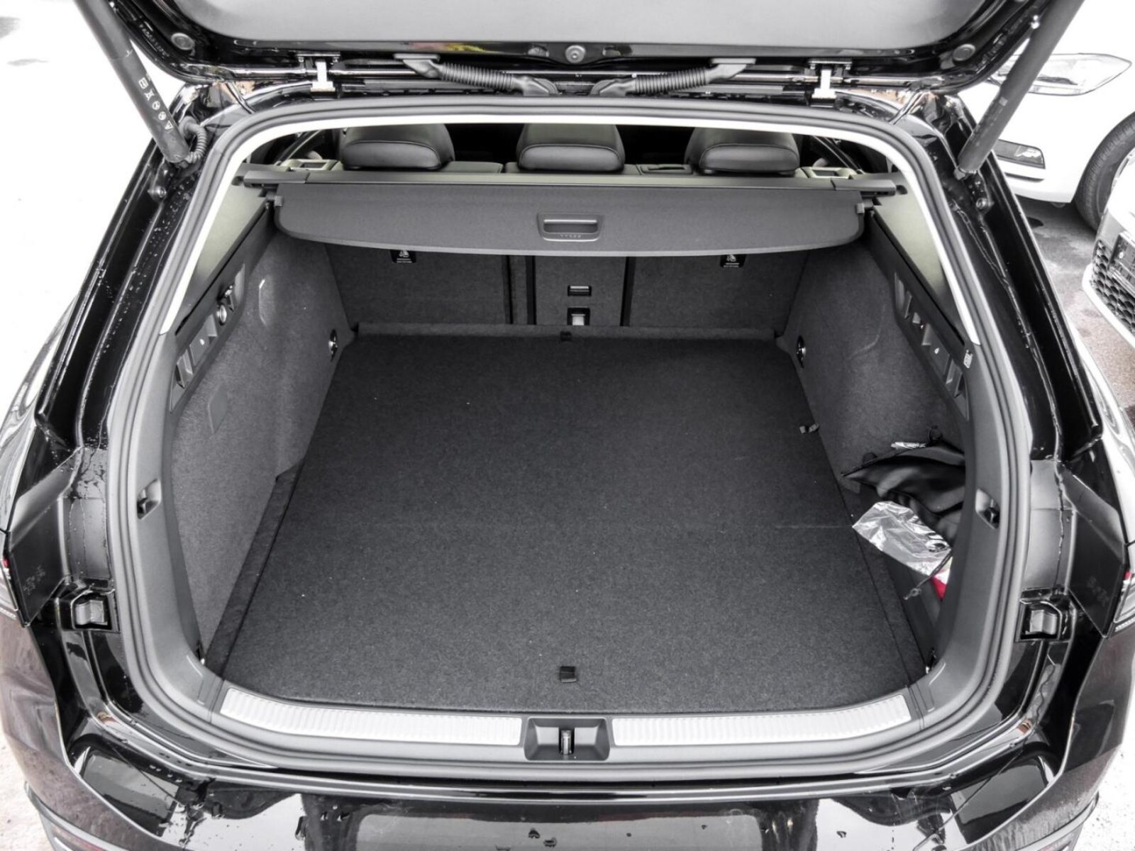 Volkswagen Passat – Bild 15