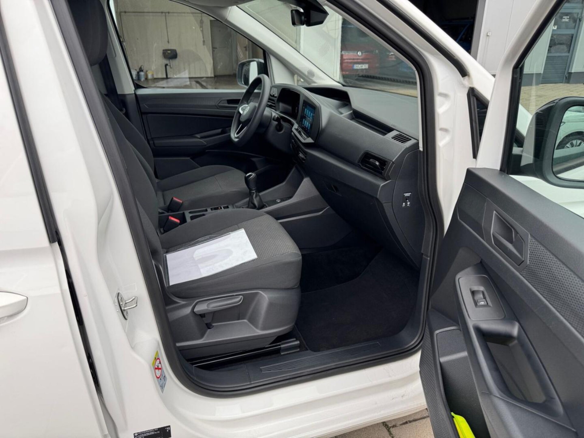 Volkswagen Caddy Maxi Kombi Basis-Modell