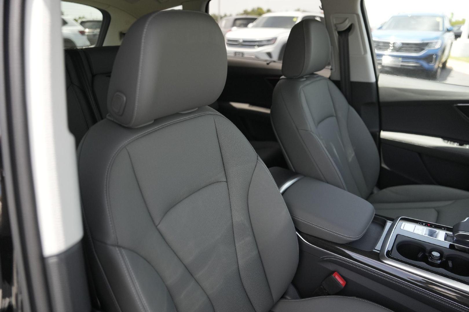 2025 Audi Q7 Premium Plus - Photo 15