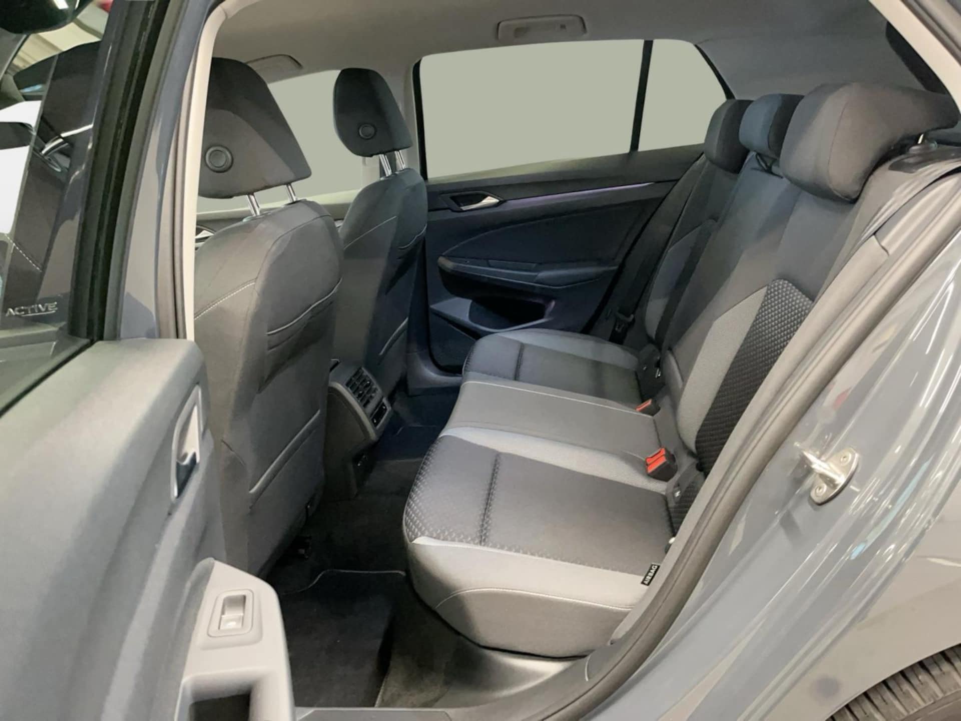 Volkswagen Golf Active