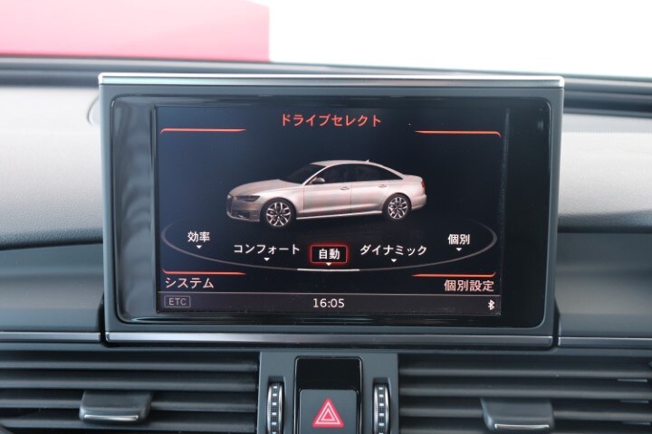 Audi A6 Sedan
