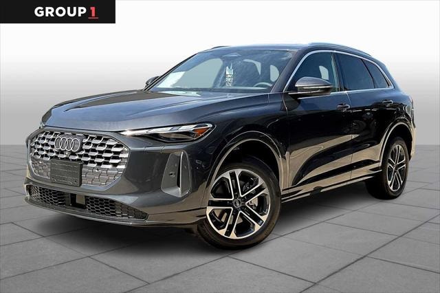 2025 Audi New Q5 Premium's photo