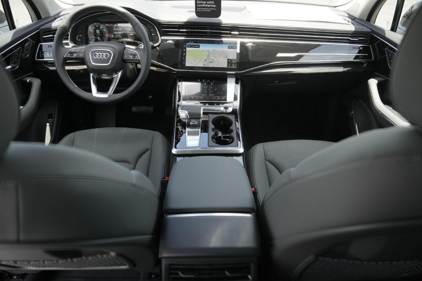 2025 Audi Q7 Premium Plus - Photo 16