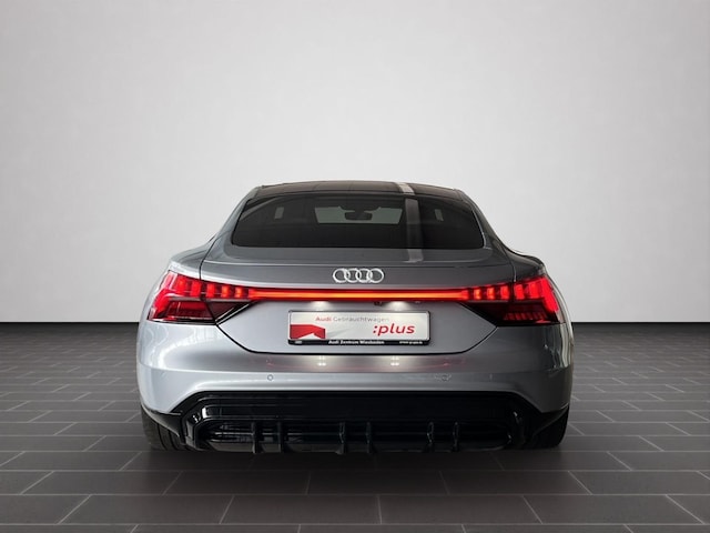 Audi e-tron GT RS