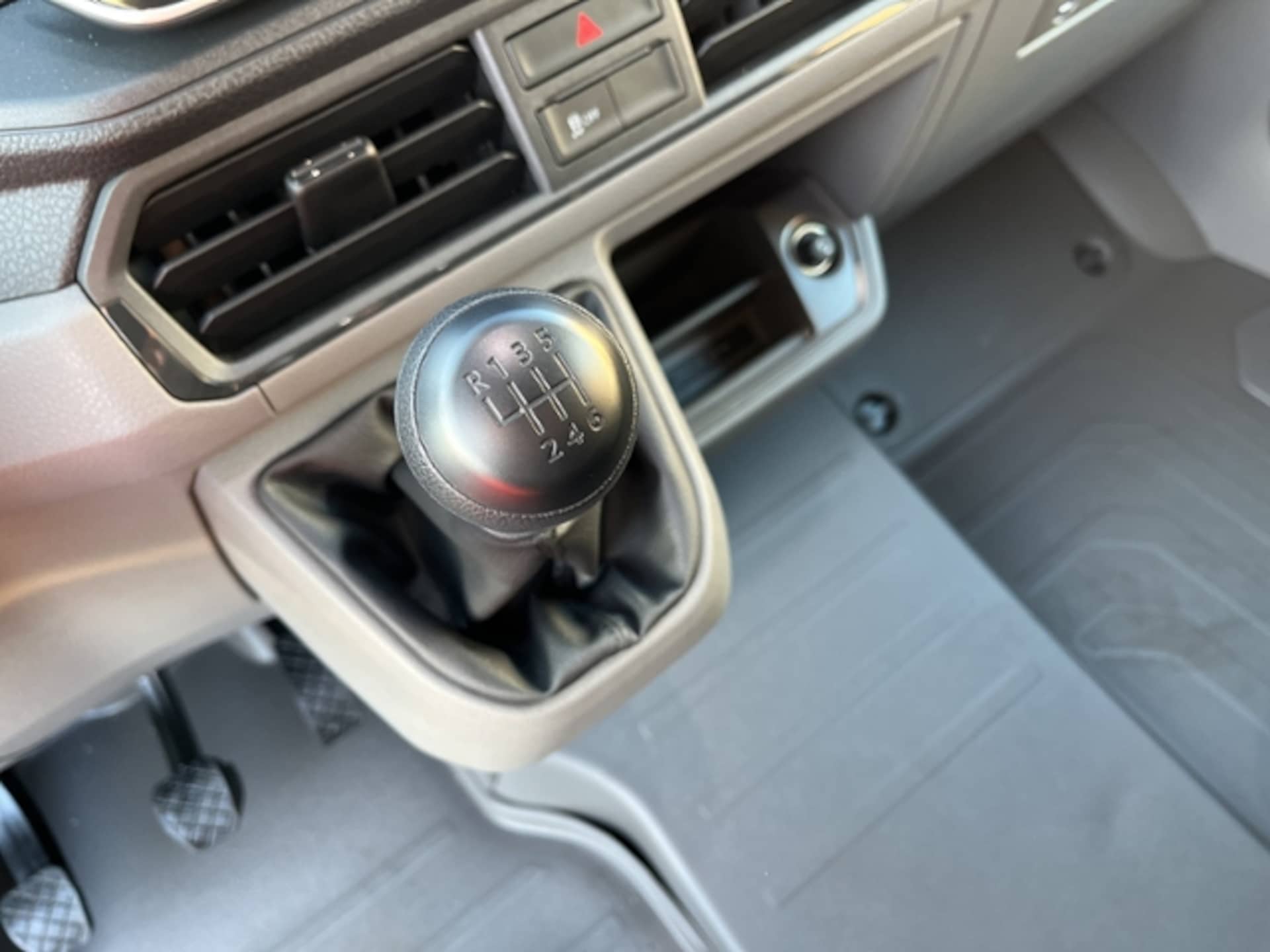 Volkswagen Crafter Einzelkabine langer Radstand