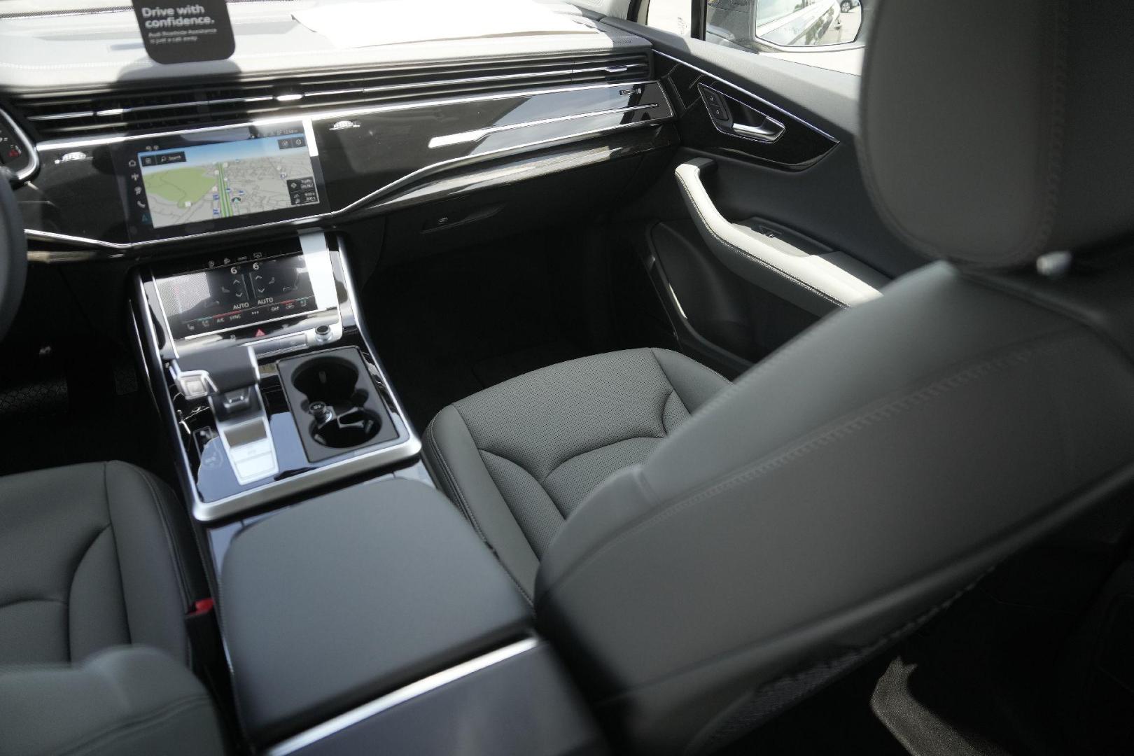 2025 Audi Q7 Premium Plus - Photo 17