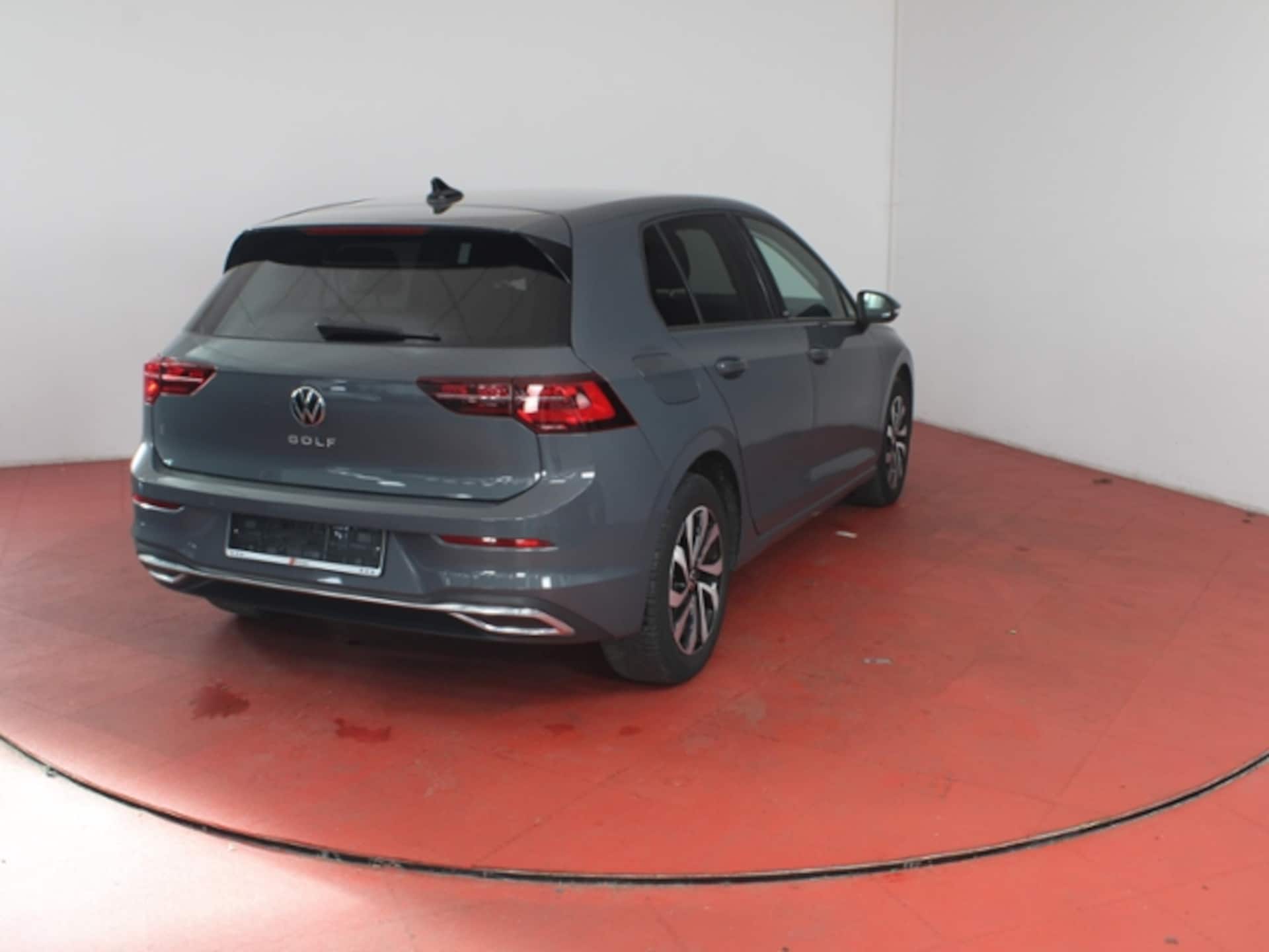 Volkswagen Golf Active