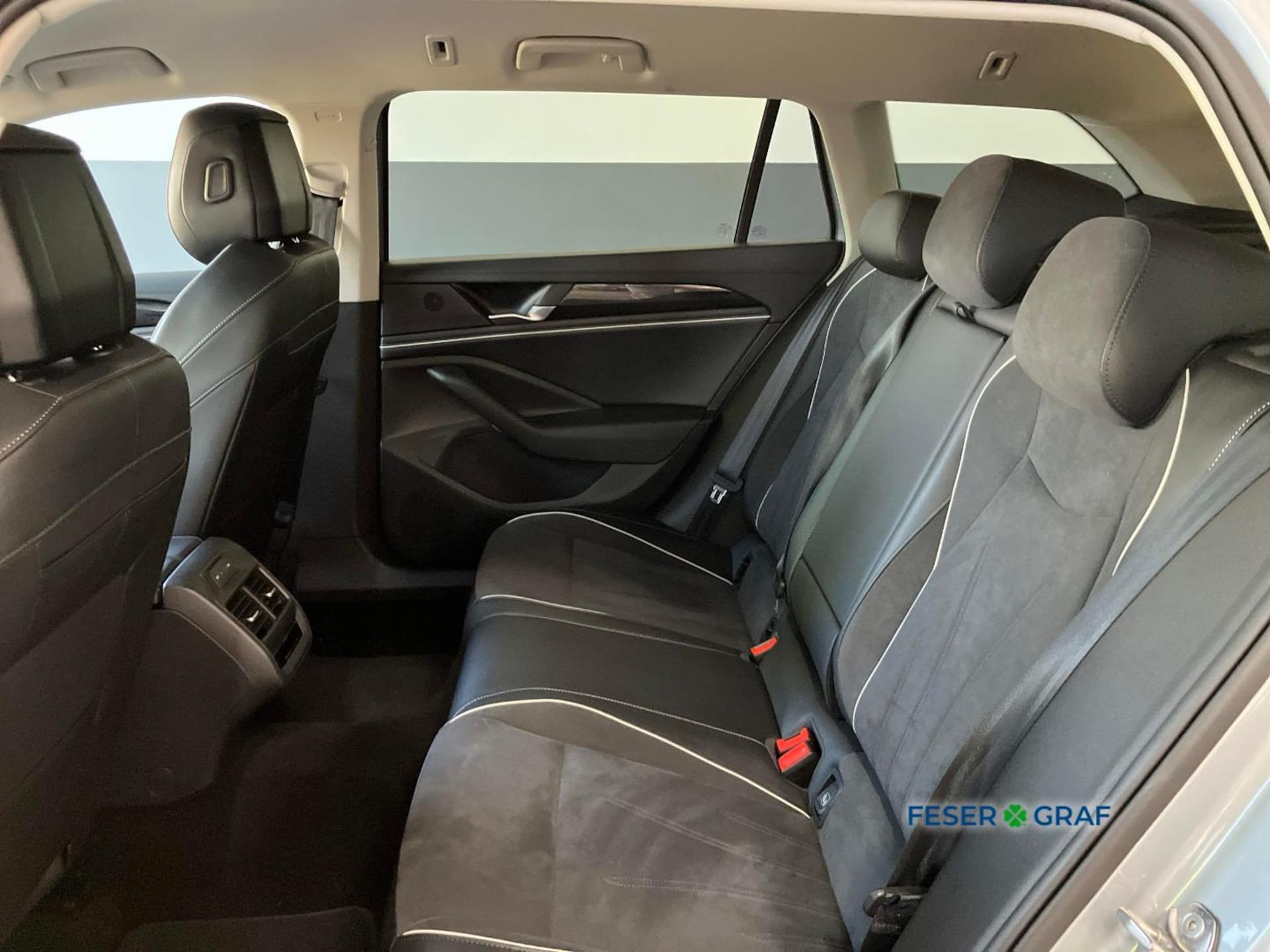 Volkswagen Passat Business