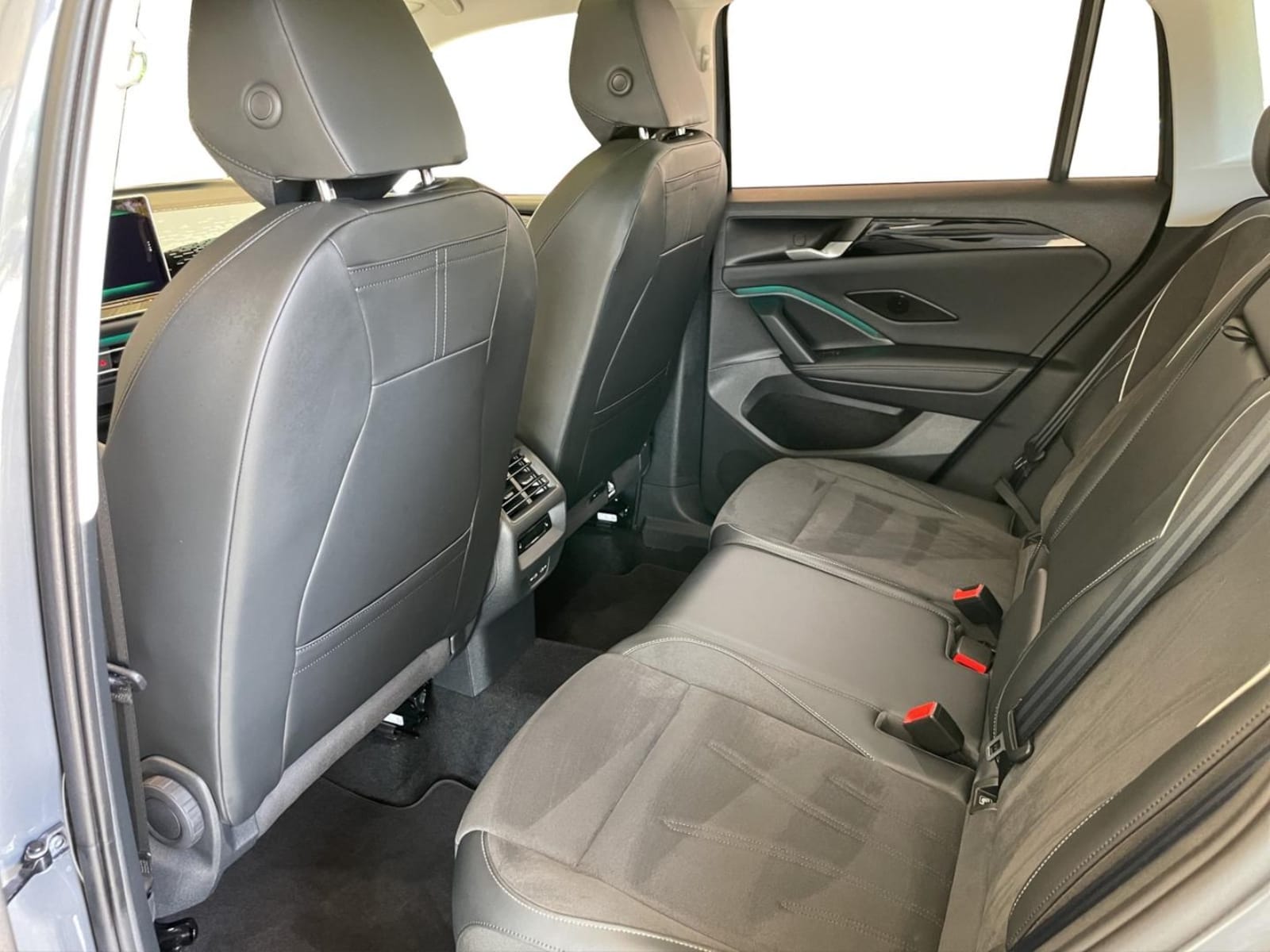 Volkswagen Tiguan – Bild 14