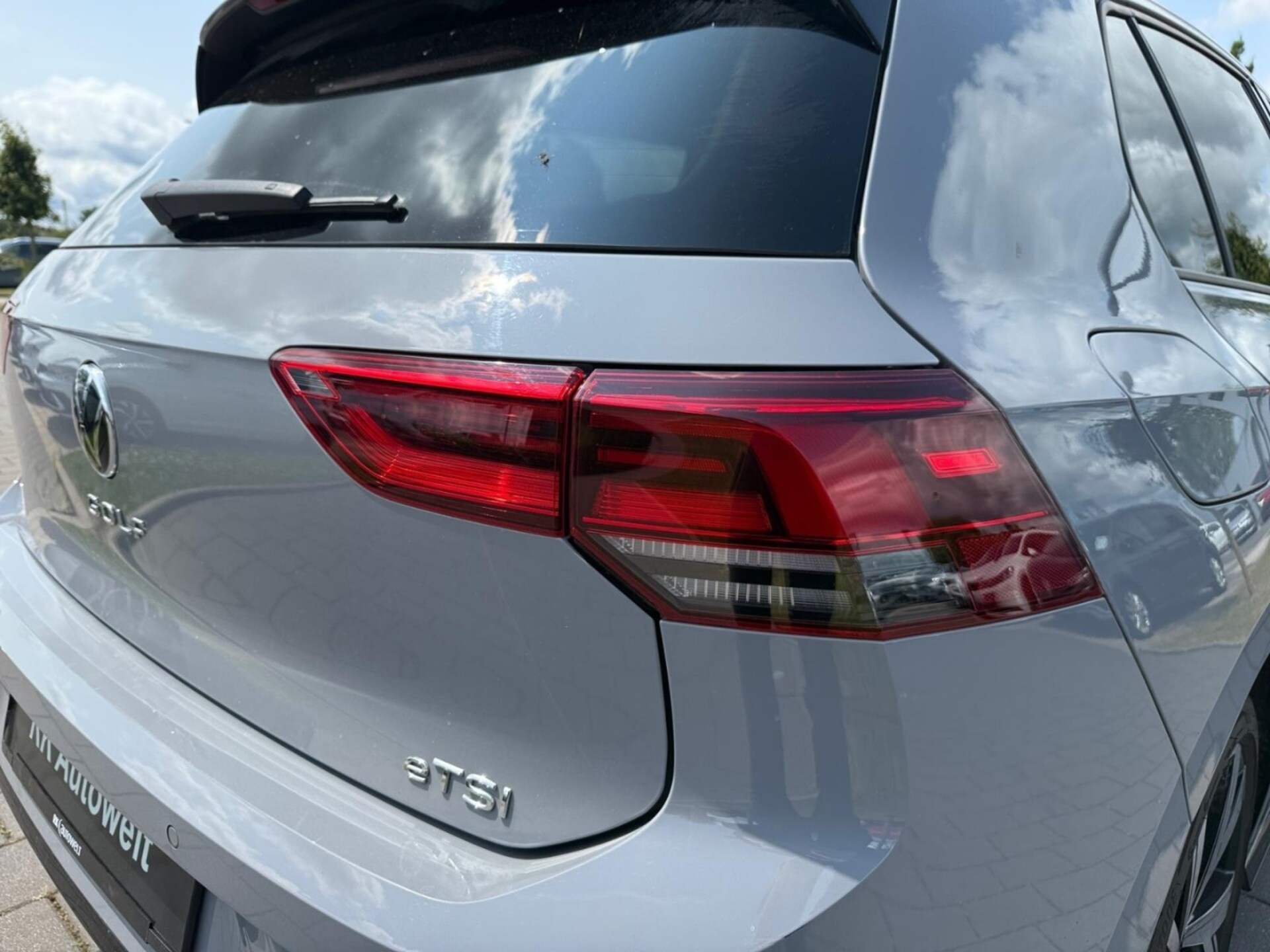 Volkswagen Golf R-Line