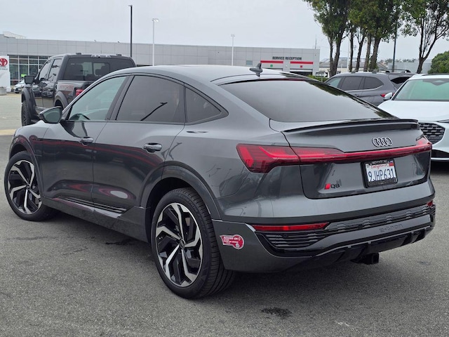 2024 Audi Q8 Sportback e-tron
