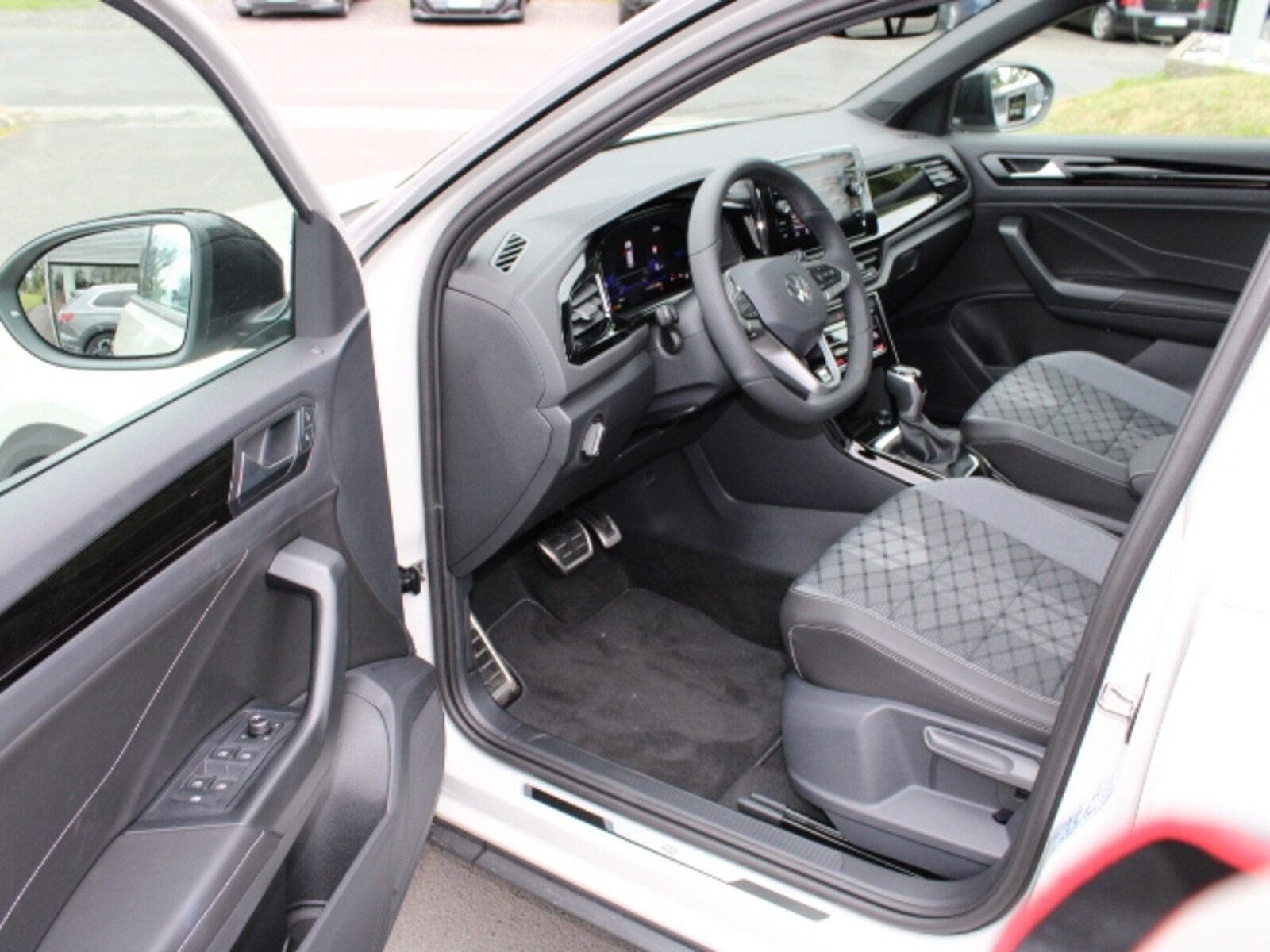 Volkswagen T-Roc – Bild 9