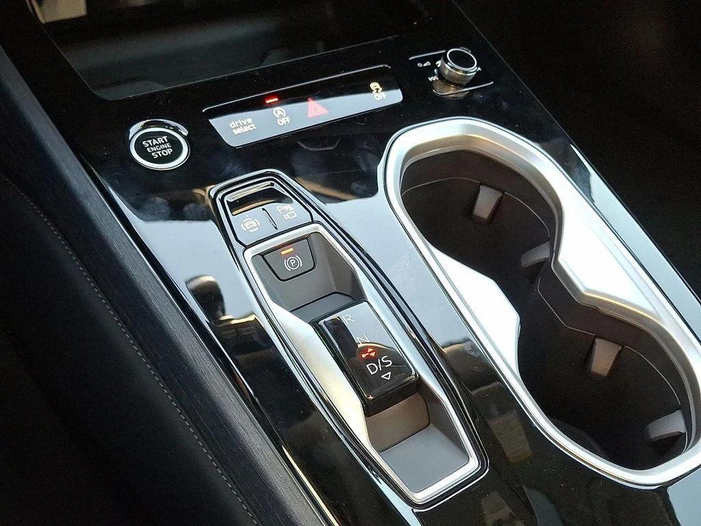 2026 Audi A6 Premium Plus - Photo 14
