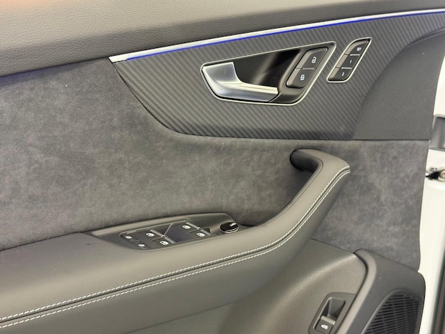 2026 Audi SQ7 Premium Plus - Photo 14