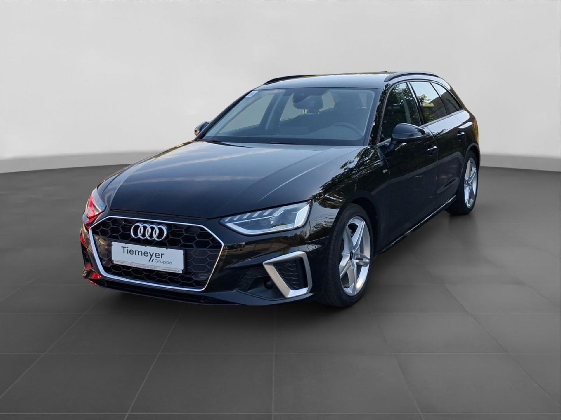 Audi A4 Avant S line