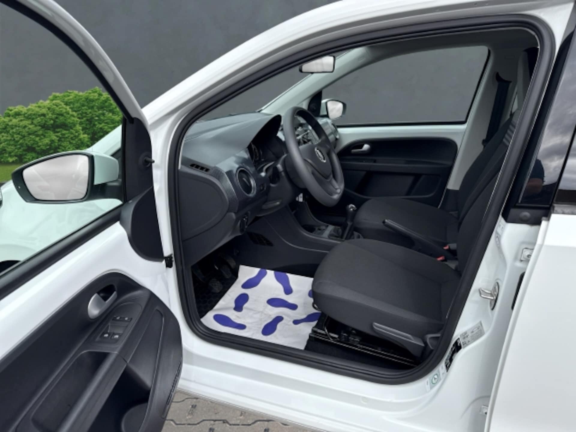 Volkswagen up! cup up!