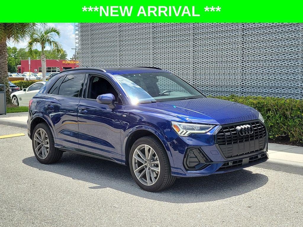 2025 Audi Q3 45 TFSI S Line Premium quattro's photo