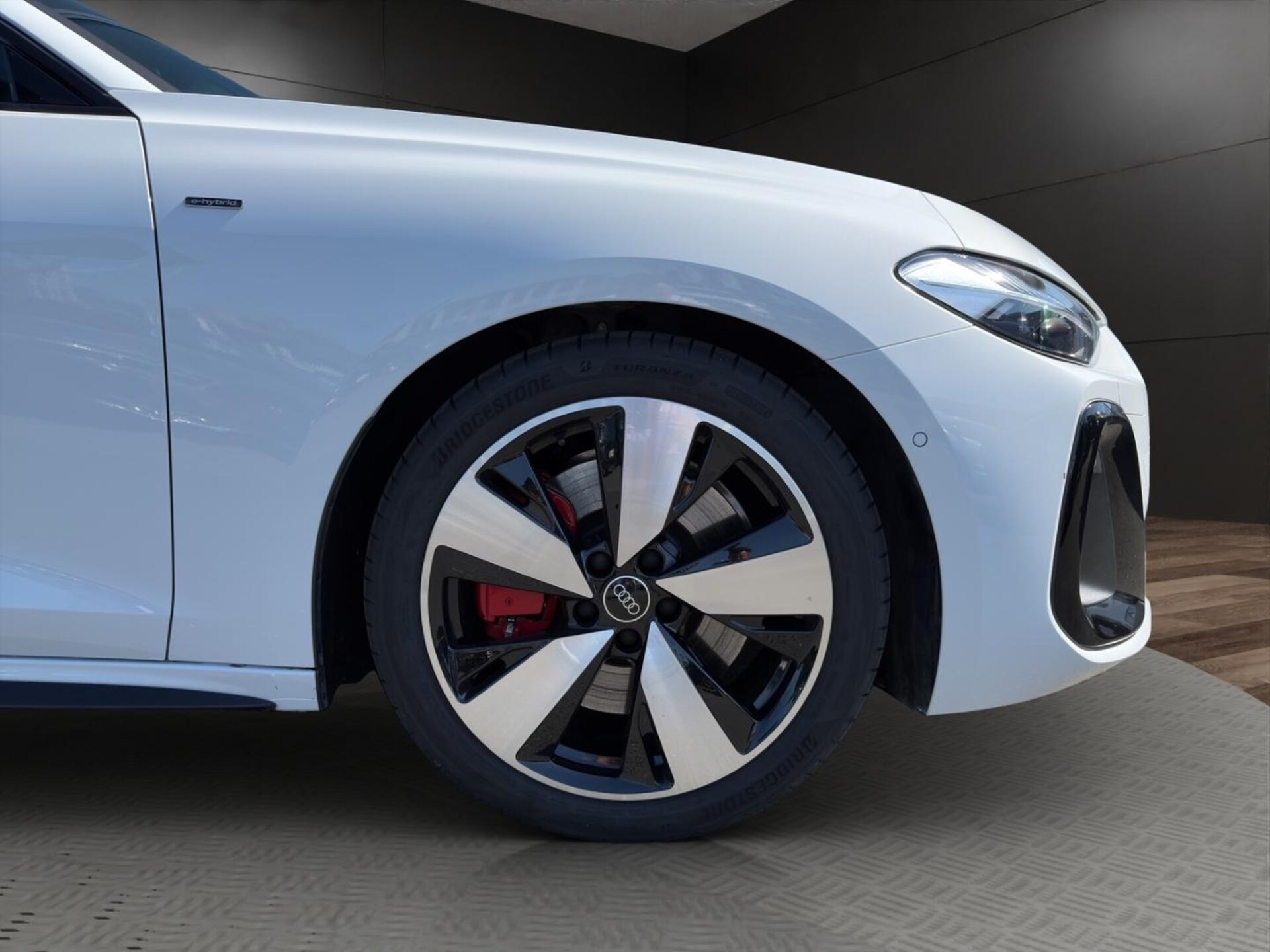 Audi A5 Avant e-hybrid