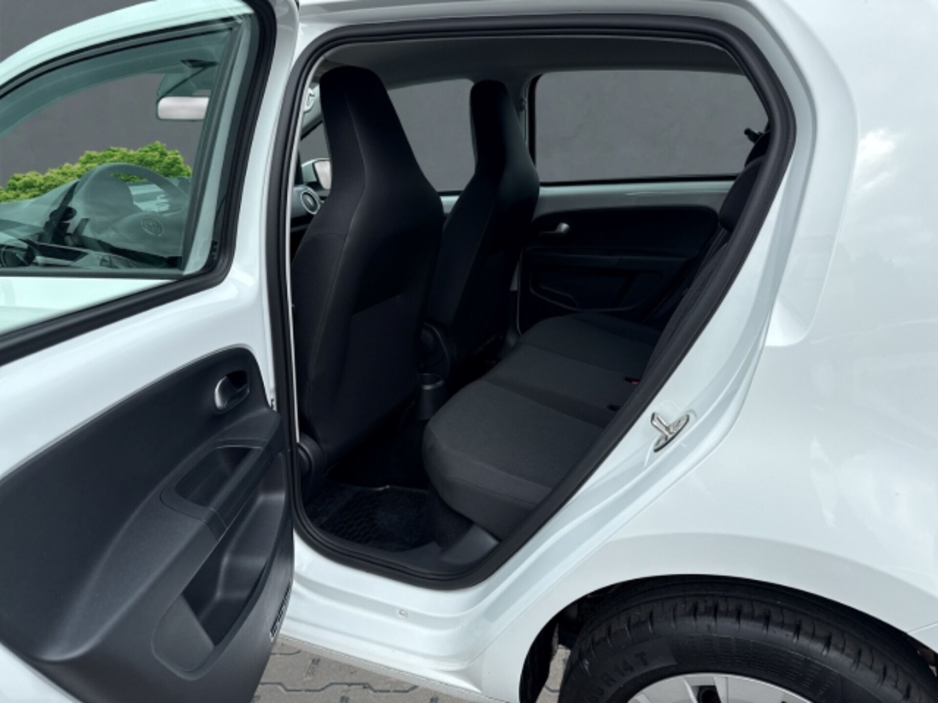 Volkswagen up! cup up!