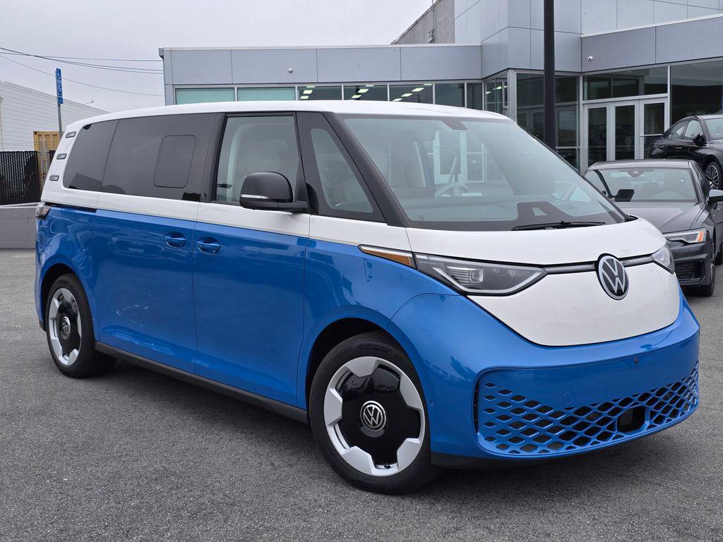 2025 Volkswagen ID. Buzz Pro S Plus 4Motion Two-Tone's photo