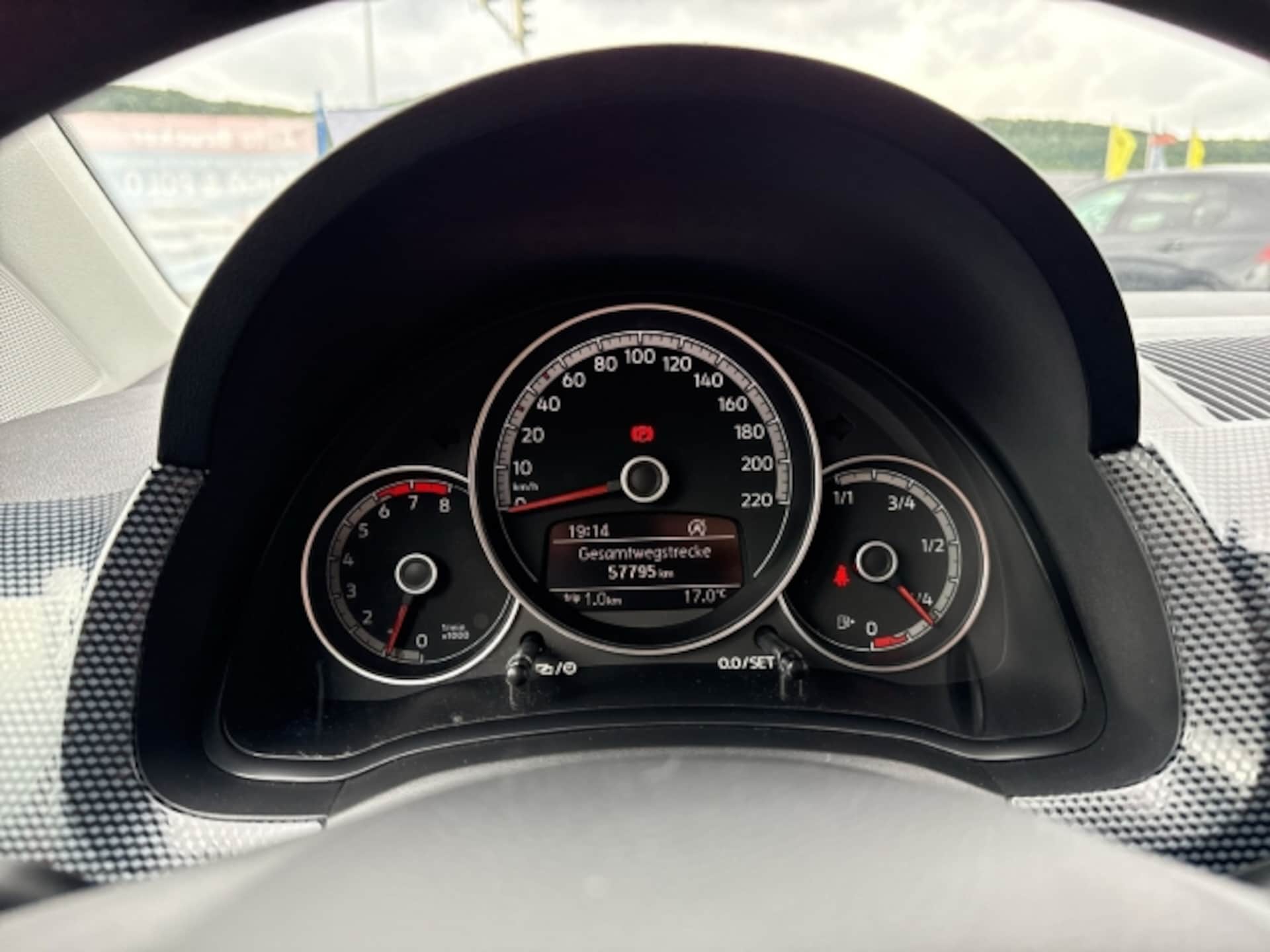 Volkswagen up! cup up!