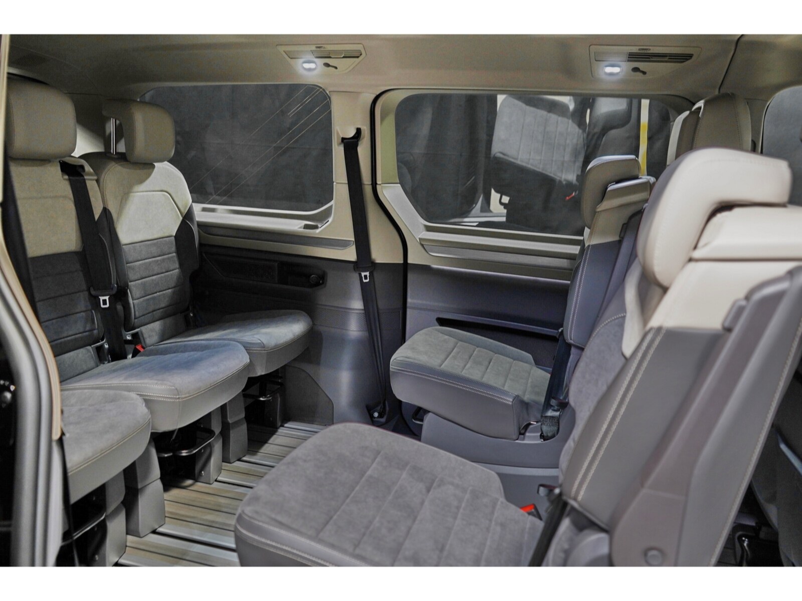 Volkswagen Multivan Langversion – Bild 9