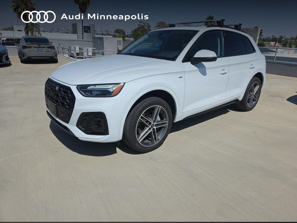 2023 Audi Q5 55 e Premium Plus's photo