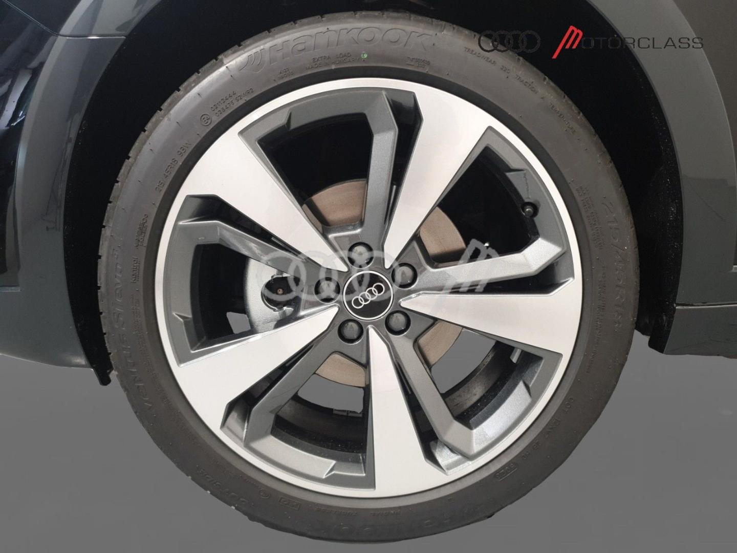 Immagine di Audi A1 allstreet Identity Contrast 30 TFSI 85 kW (116 CV) 6-marce - Vista: for more details contact your dealer