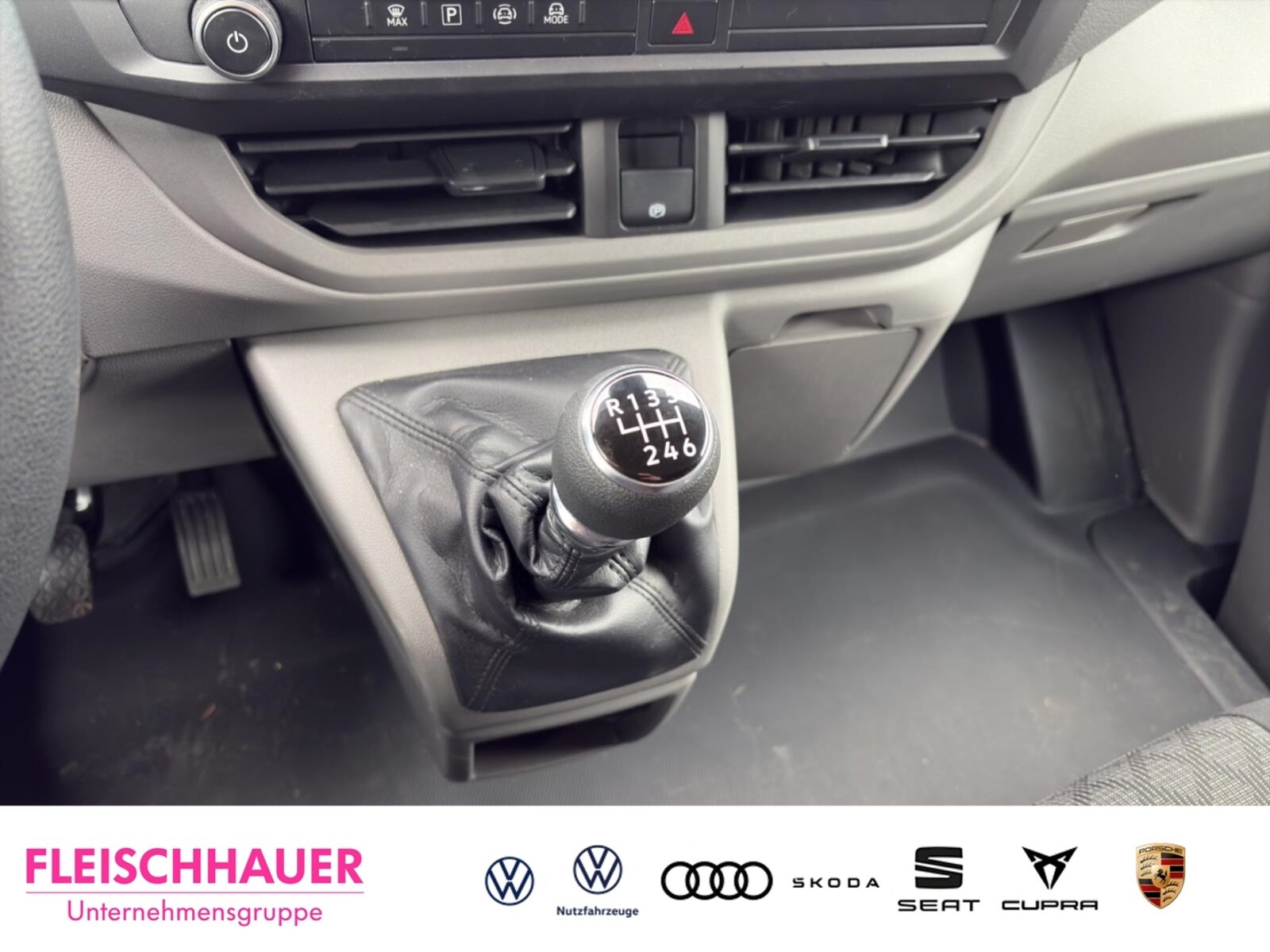 Volkswagen Transporter Kasten kurzer Radstand – Bild 13
